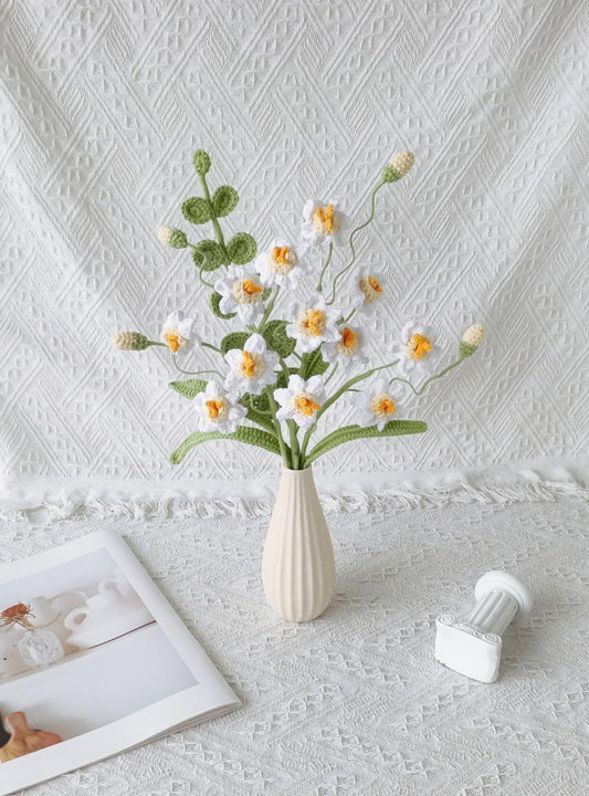 Crochet Daffodil Bouquet: Handmade December Birth Flower Gift