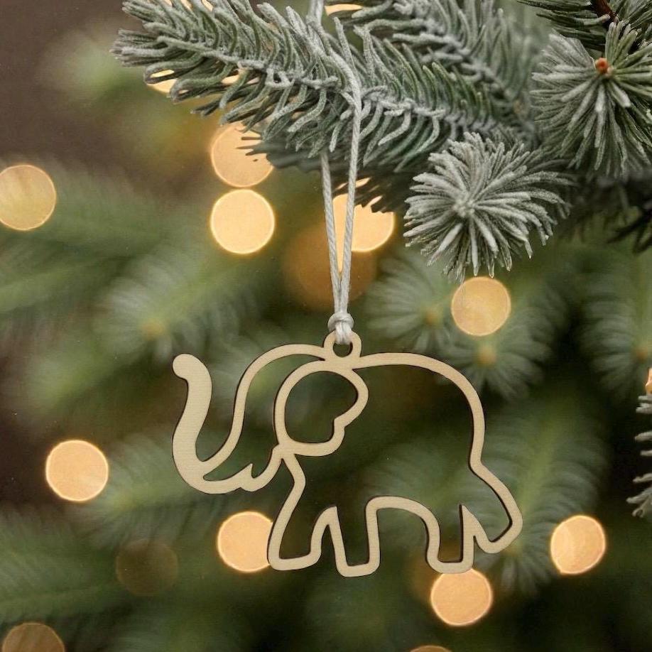Wooden Elephant Friendship Ornament - Meaningful Best Friend Gift - Sisterhood Christmas Keepsake - Elephant Story Card Gift for Her